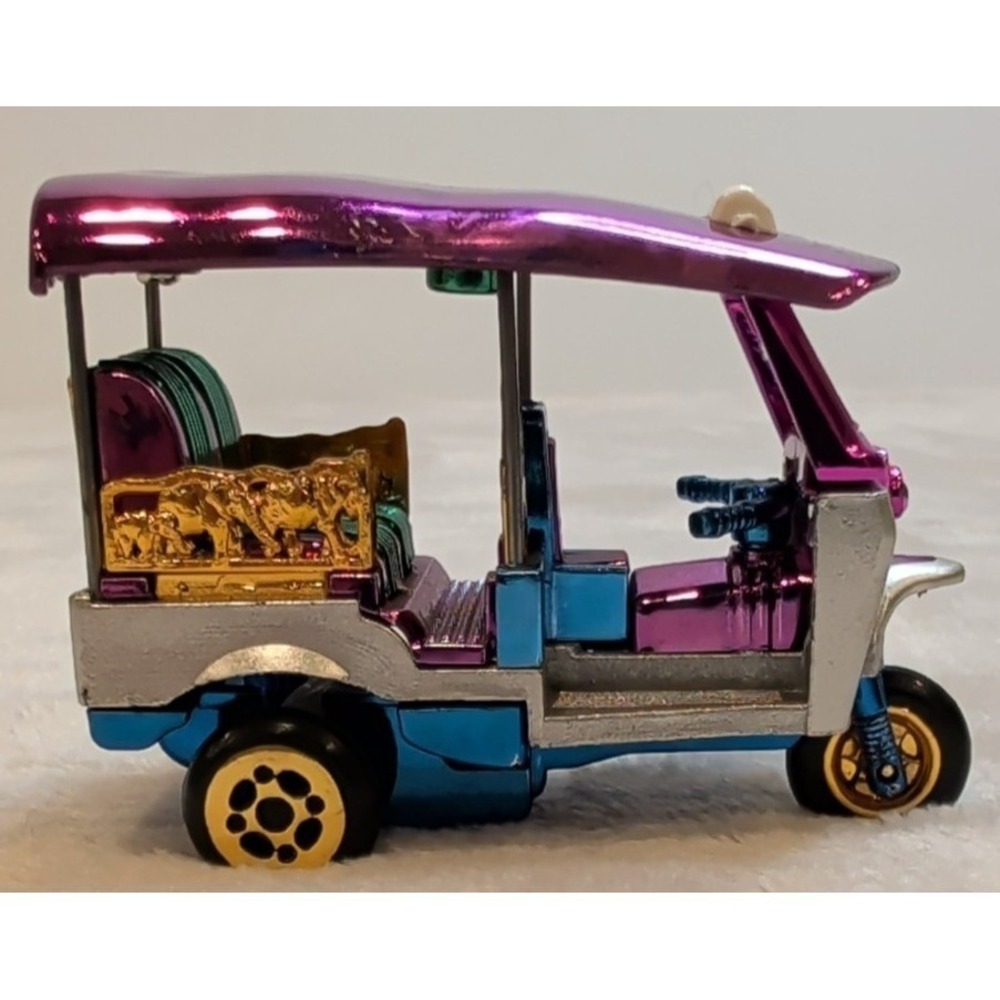 Thailand Tuk Tuk Taxi Diecast Souvenir Toy w/ Box Bangkok 3-Wheel Pink Blue